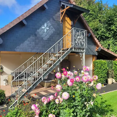 Nocleg ze śniadaniem Au Chant Des Oiseaux 3*