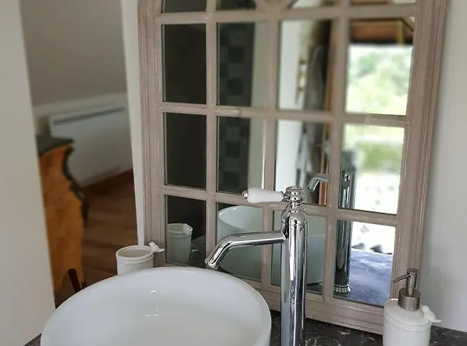 Au Chant Des Oiseaux