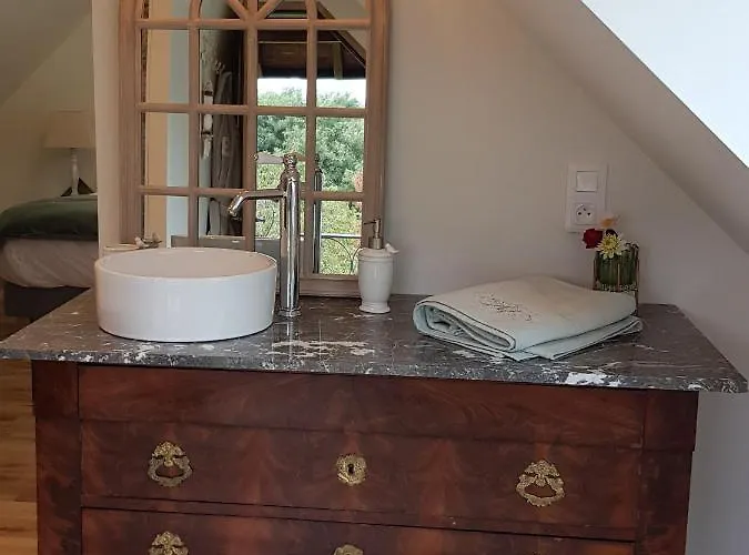 Au Chant Des Oiseaux