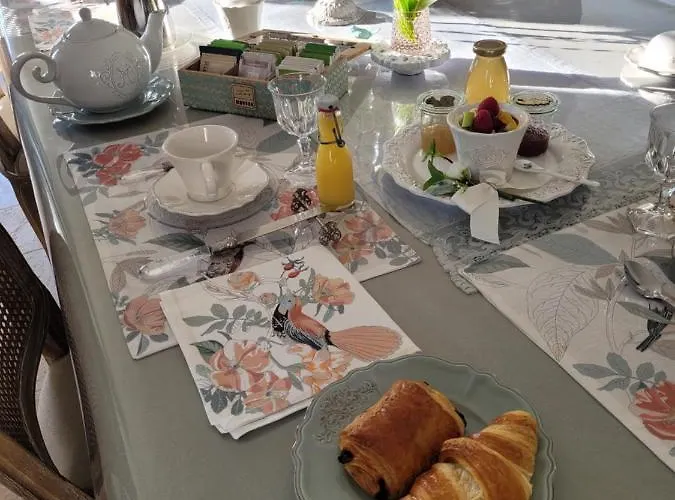 Bed & Breakfast Au Chant Des Oiseaux